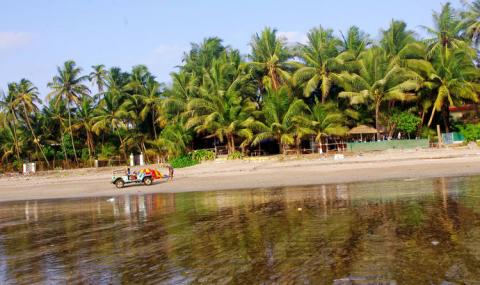 akshi beach