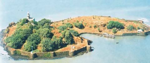 khanderi fort