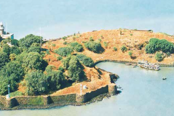 khanderi fort